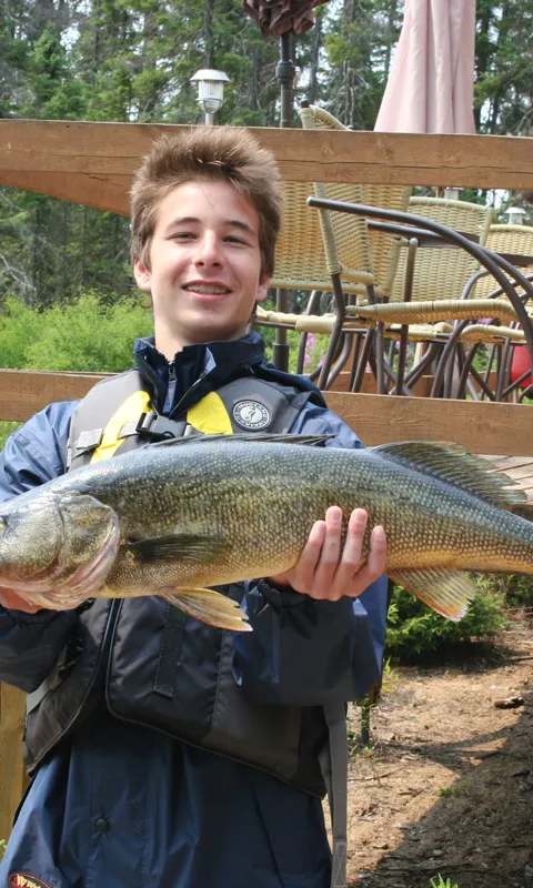 Fishing highlights on the Reservoir Gouin at Club Principal - l'Aventurier, Mauricie, Quebec