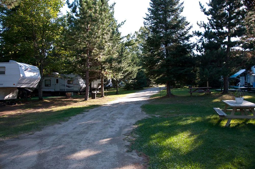 Camping — Domaine à l'Aube du Lac – Domaine à l'Aube du Lac