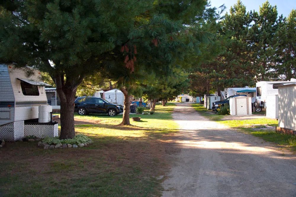 Camping — Domaine à l'Aube du Lac – Domaine à l'Aube du Lac