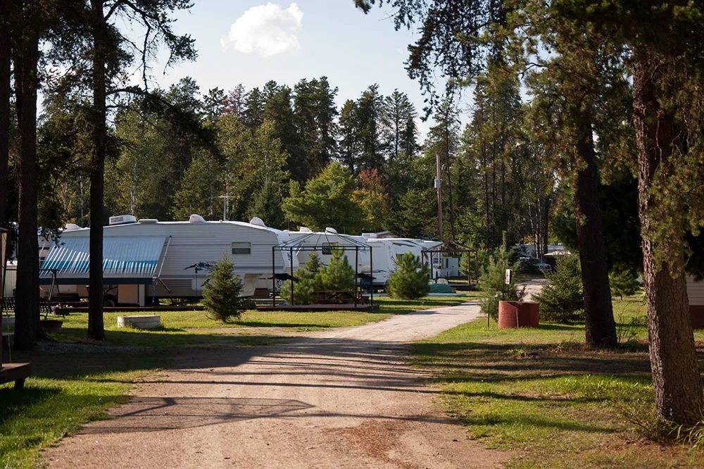 Camping — Domaine à l'Aube du Lac – Domaine à l'Aube du Lac