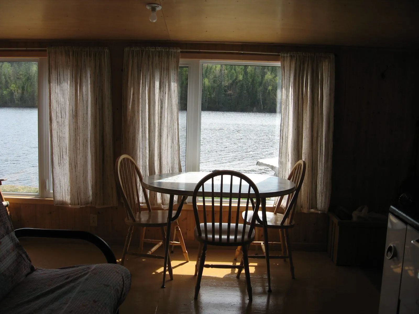 Chalet Dion — Domaine Chasse et Pêche Gaudias Foster – Domaine Chasse et Pêche Gaudias Foster
