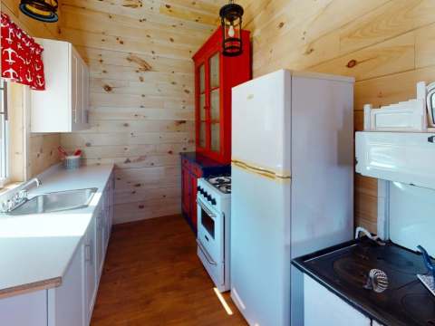 MARTIN CABIN – MARTIN CABIN