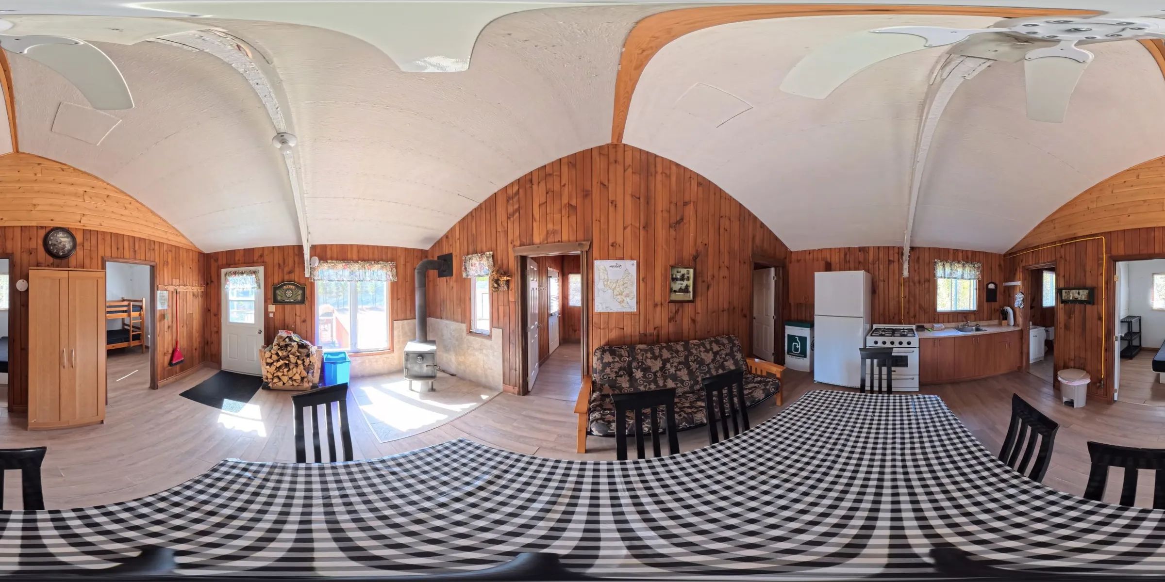 CHALET GAROT — Domaine du Canyon – Domaine du Canyon