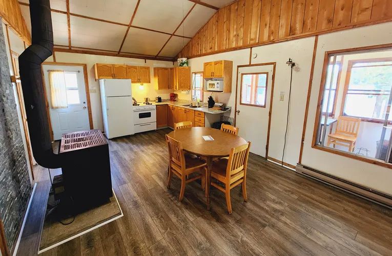 Chalet #10 — Domaine du Lac Bryson – Domaine du Lac Bryson