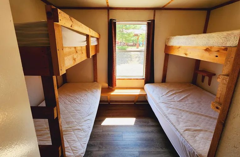Chalet #10 — Domaine du Lac Bryson – Domaine du Lac Bryson