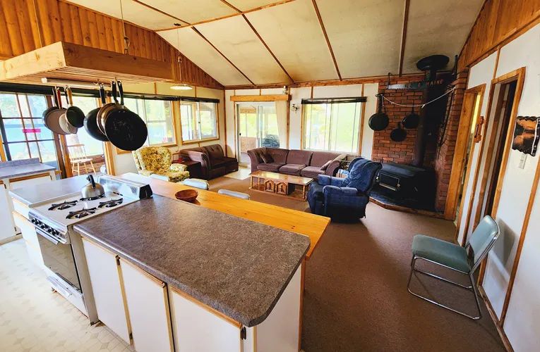 Chalet 5 Mile Bay — Domaine du Lac Bryson – Domaine du Lac Bryson
