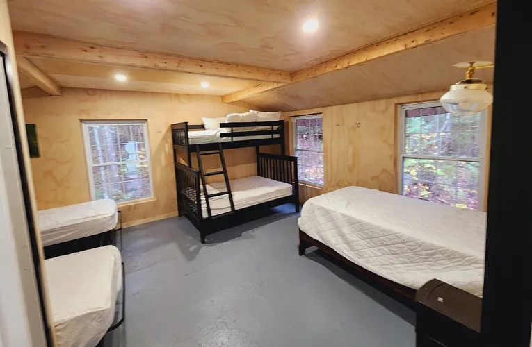 Cabin Cottage #6 — Bryson Lake Lodge – Bryson Lake Lodge