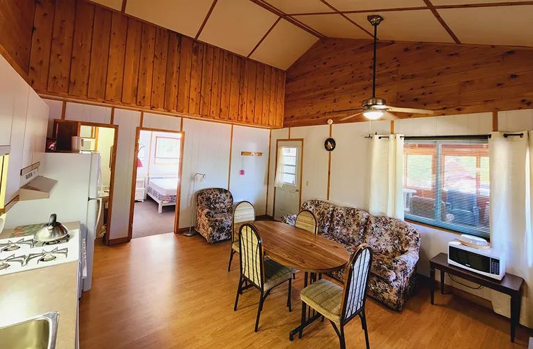 Suite A — Bryson Lake Lodge – Bryson Lake Lodge
