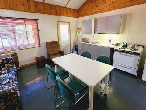 Suite C – Bryson Lake Lodge