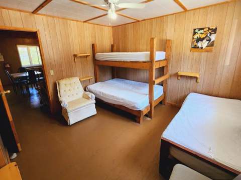 Suite D – Domaine du Lac Bryson