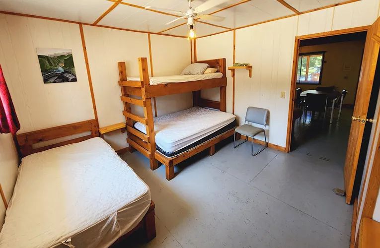 Suite E — Domaine du Lac Bryson – Domaine du Lac Bryson