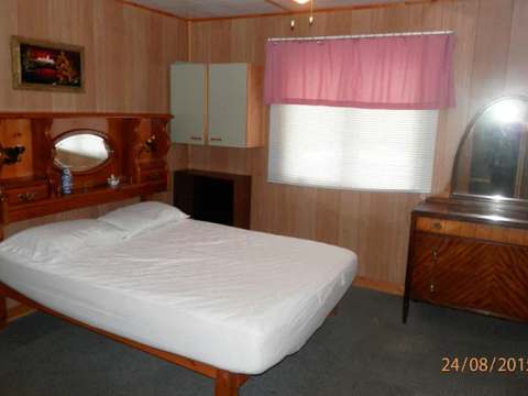 Suite J – Bryson Lake Lodge