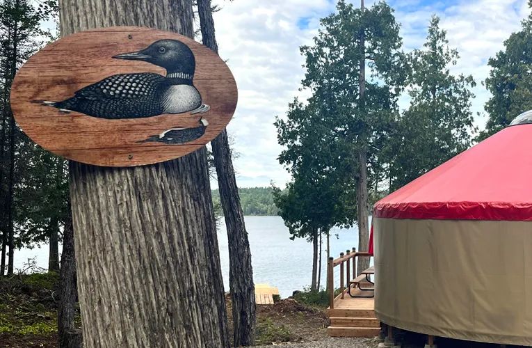 Yourte Loon – Domaine du Lac Bryson