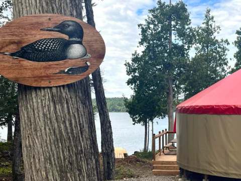 Yourte Loon – Domaine du Lac Bryson