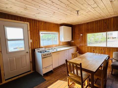Chalet Lièvre – Domaine du Lac Kergus