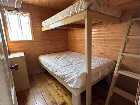Chalet Lièvre – Domaine du Lac Kergus