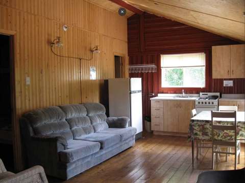 Chalet Loutre – Domaine du Lac Kergus