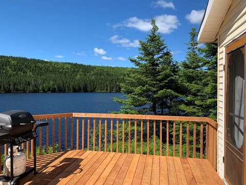 Chalet Lynx – Domaine du Lac Kergus
