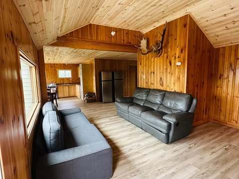 Chalet Orignal – Domaine du Lac Kergus