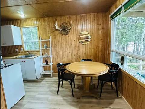 Chalet Ours – Domaine du Lac Kergus