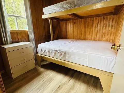 Chalet Ours – Domaine du Lac Kergus