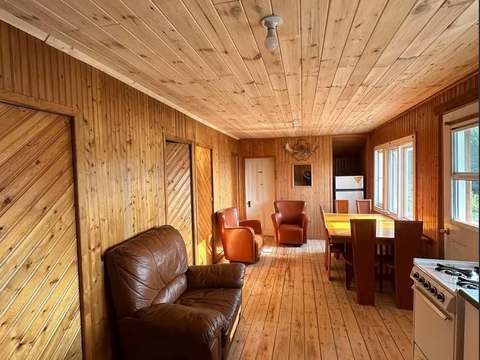 Chalet Renard – Domaine du Lac Kergus