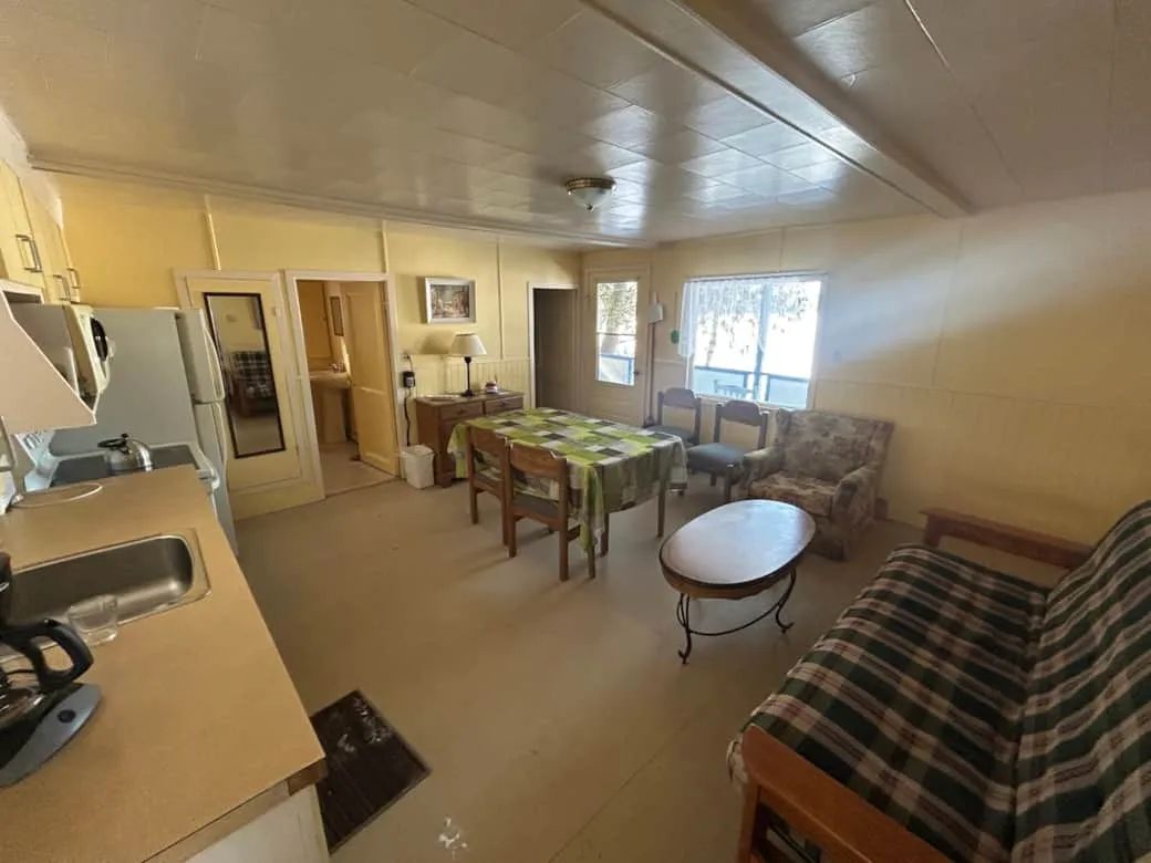 Chalet #16 (3 chambres) — Domaine du Lac Malloon – Domaine du Lac Malloon