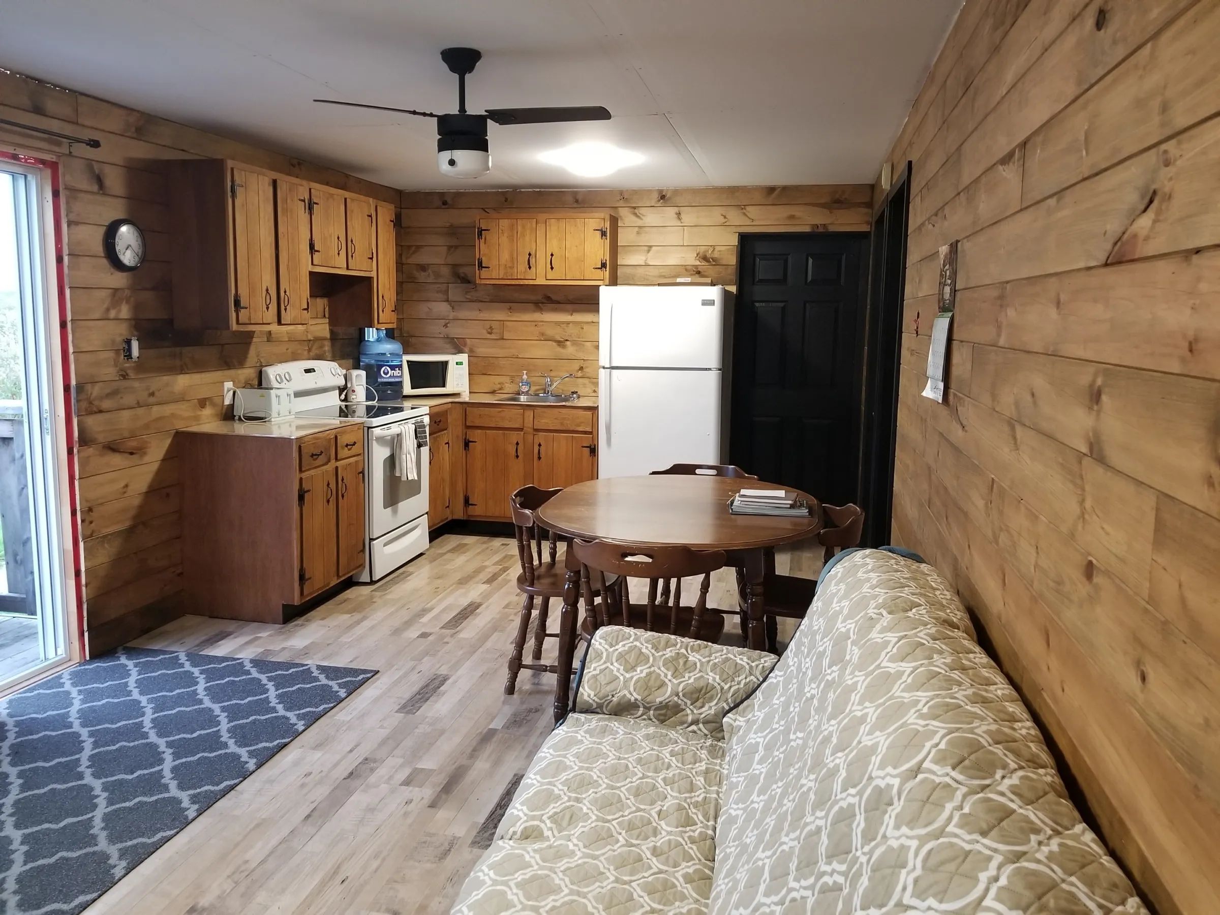 CHALET AIGLE — Domaine du Lac Parent – Domaine du Lac Parent