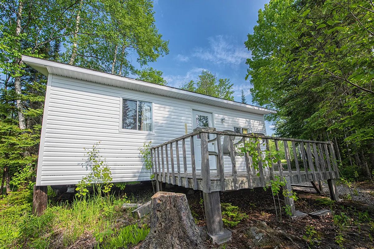 CHALET DORÉ — Domaine du Lac Parent – Domaine du Lac Parent