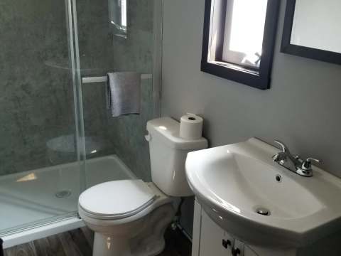 CHALET FAUCON – Domaine du Lac Parent