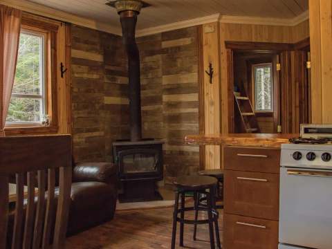 CABIN 2 - LE PIC DORÉ – Domaine le Pic-Bois