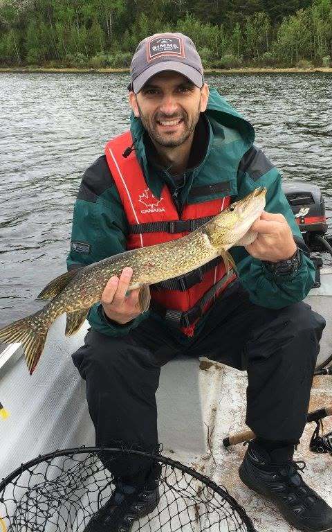 Pêche Brochet chez Domaine Pine Grove, Outaouais, Québec — photo 3