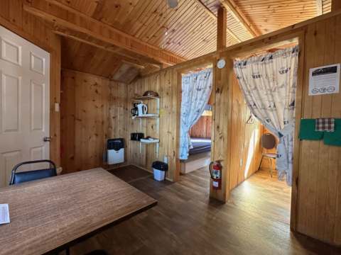 CHALET 1 – Pourvoirie Dorval Lodge