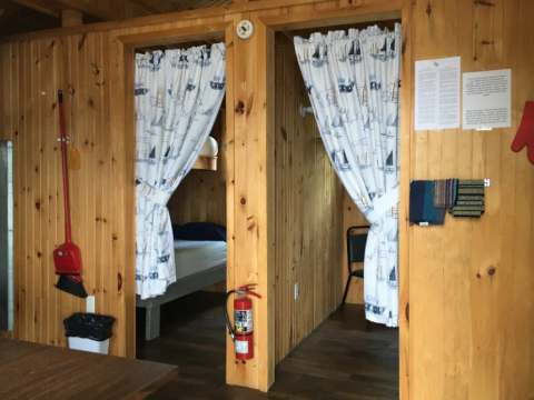 CHALET 1 – Pourvoirie Dorval Lodge