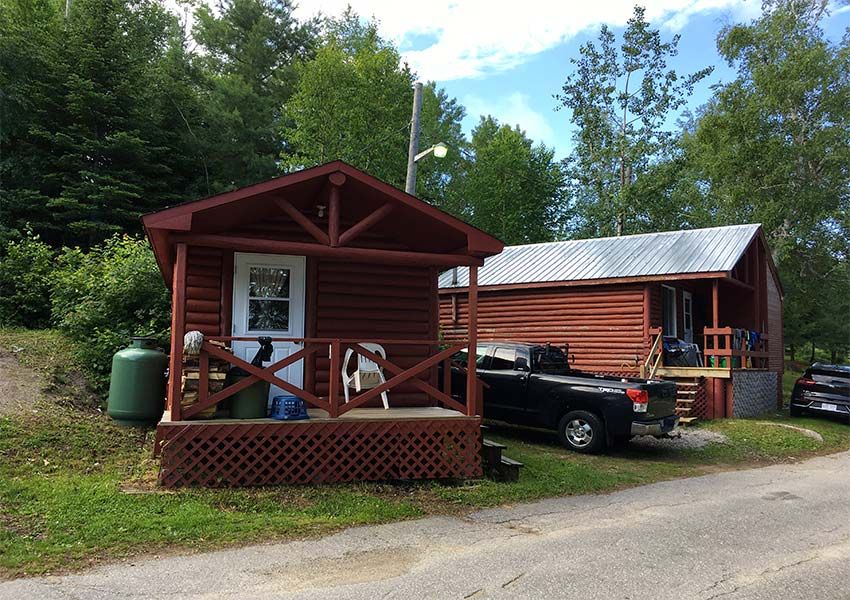 CHALET 11 – Pourvoirie Dorval Lodge