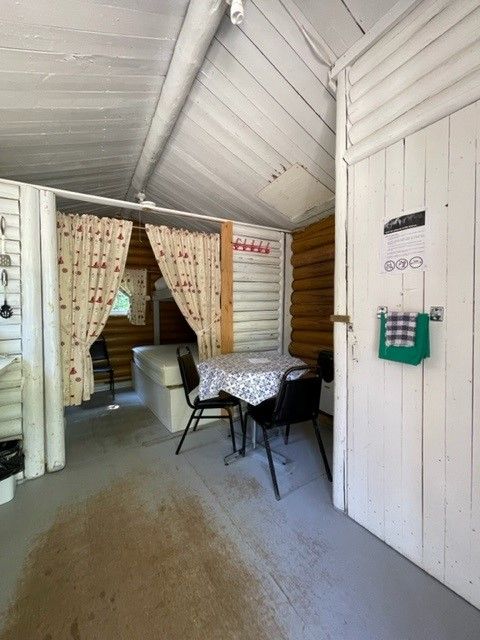 CHALET 11 – Pourvoirie Dorval Lodge