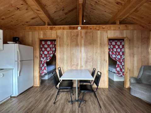 CHALET 12 – Pourvoirie Dorval Lodge
