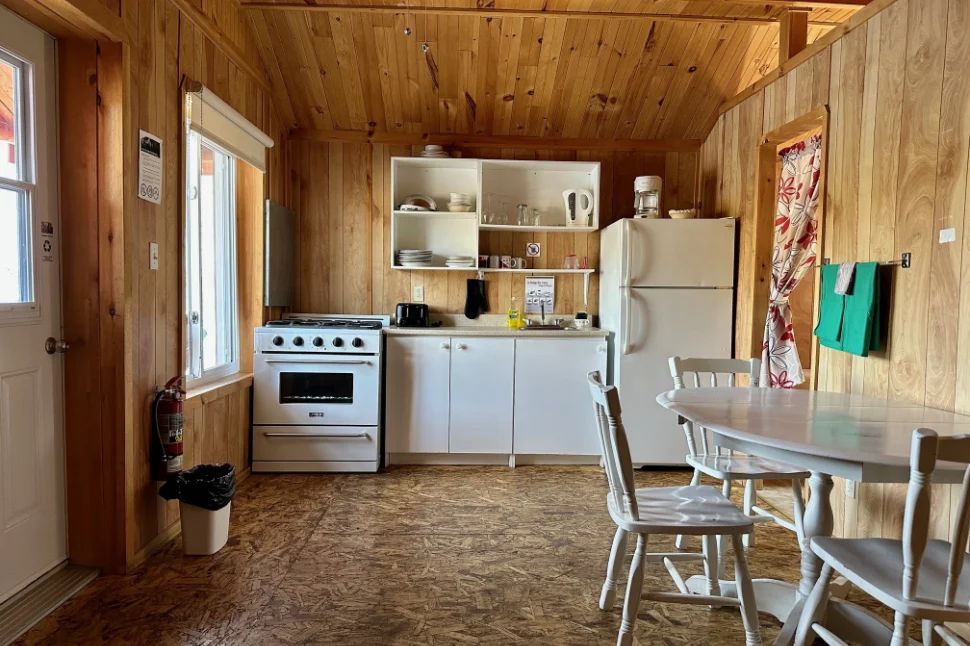 CHALET 12 – Pourvoirie Dorval Lodge