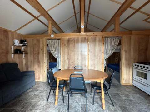 CHALET 14 – Pourvoirie Dorval Lodge