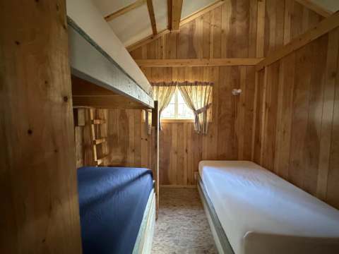 CHALET 14 – Pourvoirie Dorval Lodge