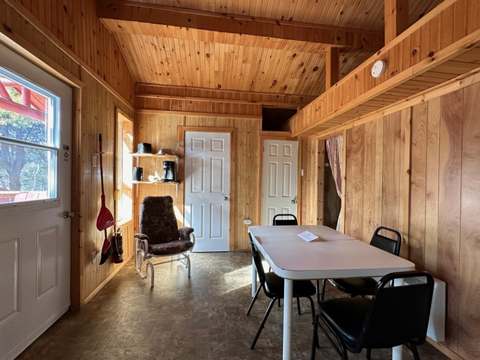 CHALET 16 – Pourvoirie Dorval Lodge