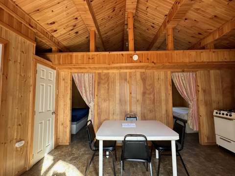 CHALET 16 – Pourvoirie Dorval Lodge