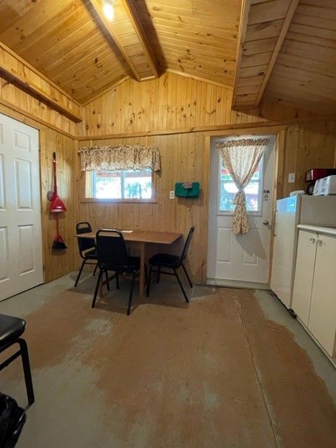 COTTAGE 2 – Pourvoirie Dorval Lodge