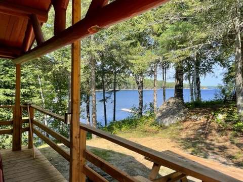 COTTAGE 2 – Pourvoirie Dorval Lodge