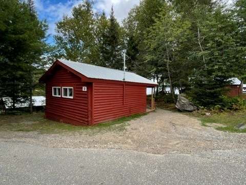 COTTAGE 2 – Pourvoirie Dorval Lodge