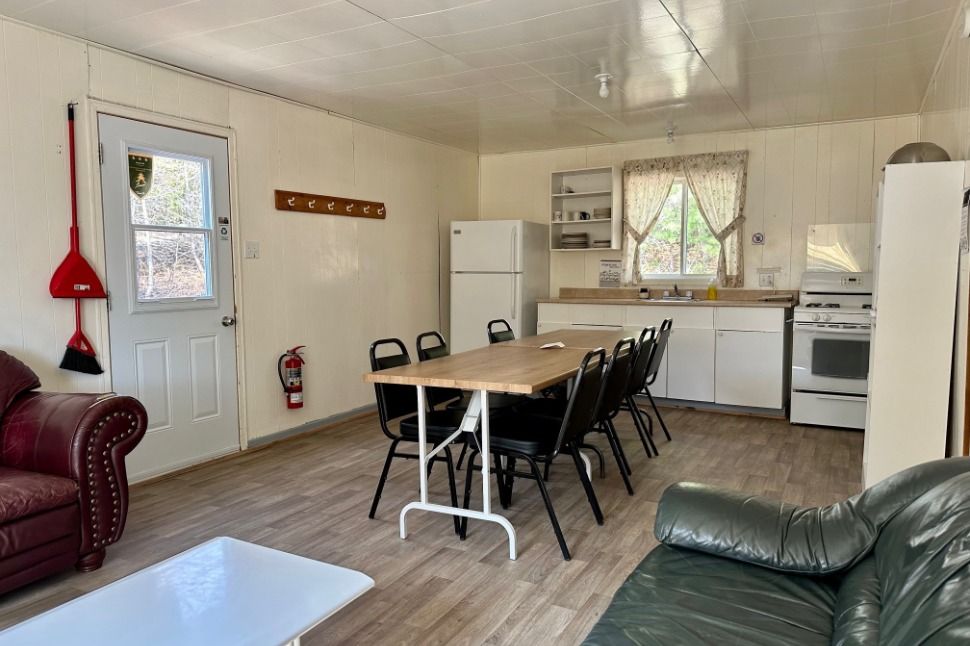 CHALET 23 – Pourvoirie Dorval Lodge