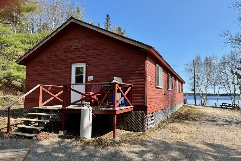 CHALET 23 – Pourvoirie Dorval Lodge