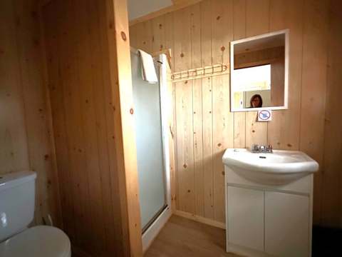 CHALET 26 – Pourvoirie Dorval Lodge