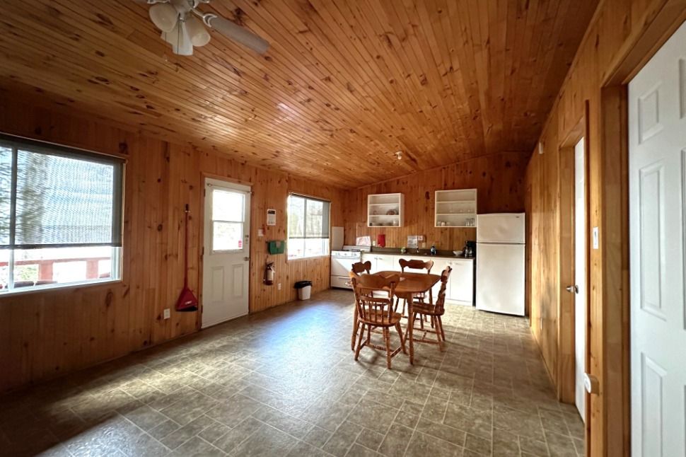 CHALET 27 — Pourvoirie Dorval Lodge – Pourvoirie Dorval Lodge