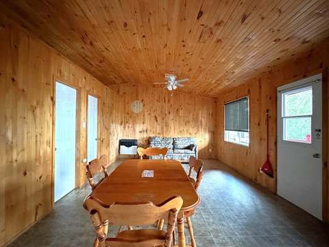 CHALET 27 – Pourvoirie Dorval Lodge